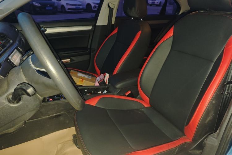 Used Volkswagen Lamando 2015 230TSI DSG Fashion Edition Left Front Seat