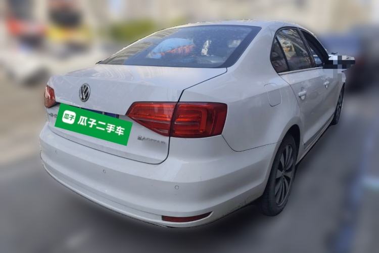 Used Volkswagen Sagitar 2015 230TSI Automatic Luxury Model
