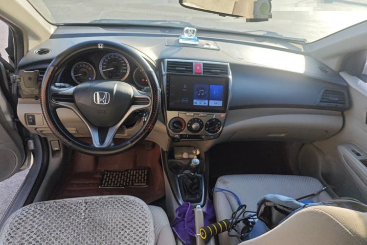 Used Honda City Classic 2012 1.5L manual Comfort version