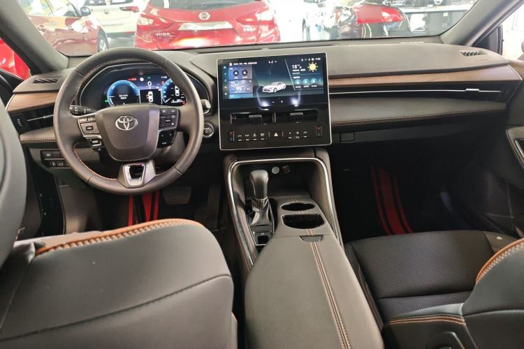 Used Toyota Avalon 2024 Dual-Motor 2.0L Luxury Edition
