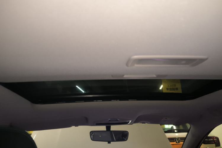 Used Geely Auto Emgrand 2023 4th Generation Champion Edition 1.5L CVT Flagship Model Headliner