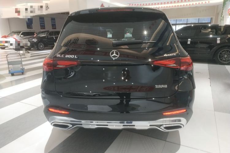 Used Mercedes-Benz GLC 2024 Refreshed GLC 300 L 4MATIC Dynamic Version 5 Seats
