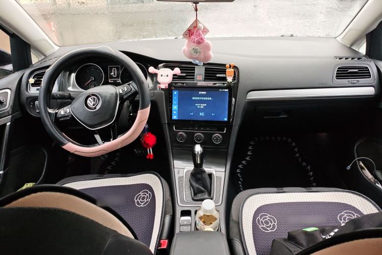 Used Volkswagen Golf 2018 1.6L Automatic Comfort Model
