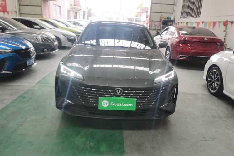 Used CHANGAN Eado 2024 1.5T GDI Automatic Prestige Edition Front