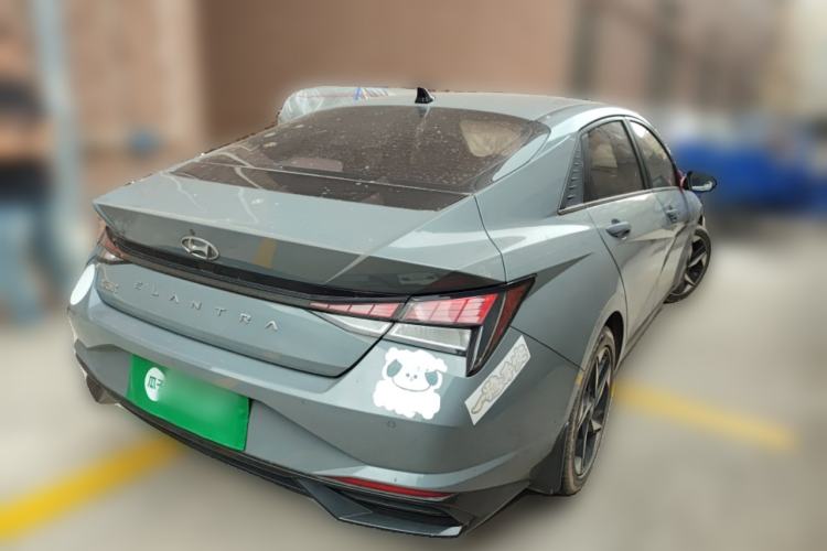 Used Hyundai Elantra 2021 1.5L CVT GLX Elite Edition Rear Right 45 Deg