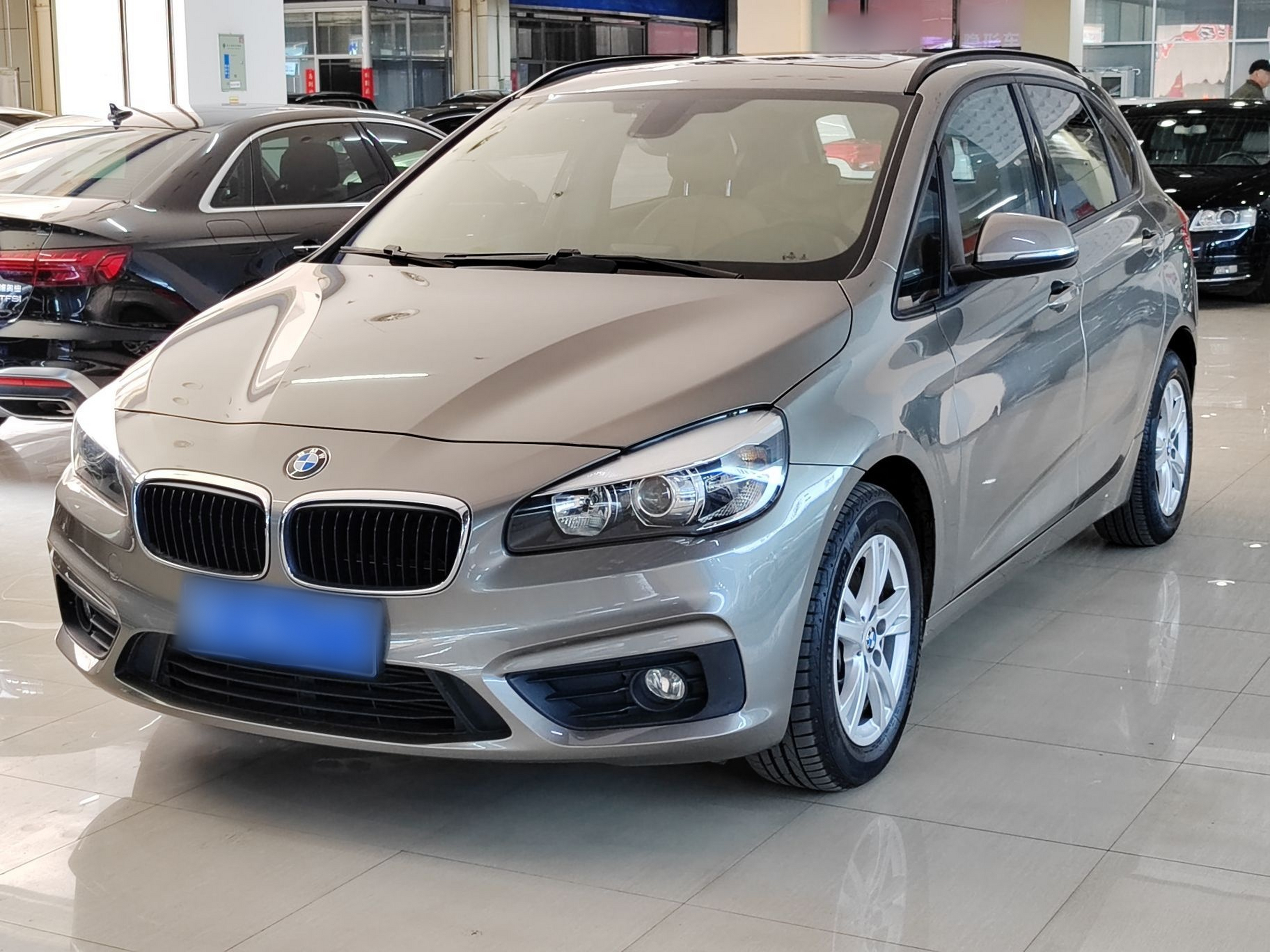 Parte inferior delantera