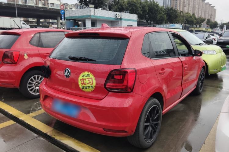 Used Volkswagen Polo 2014 1.6L Automatic Comfort Edition Rear Right 45 Deg