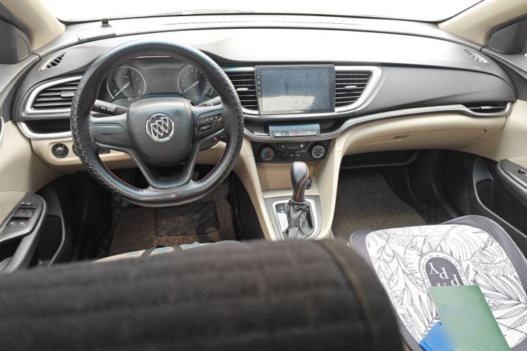 Used Buick GT 2016 15N Automatic Elite Edition Center Console