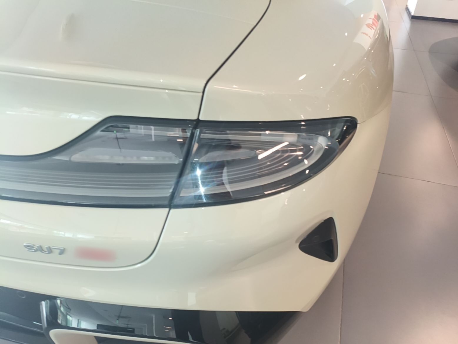 Xiaomi Auto SU7 2024 Four-Wheel Drive Ultra-Long Range Advanced Intelligent Driving Max Edition — снимка 9