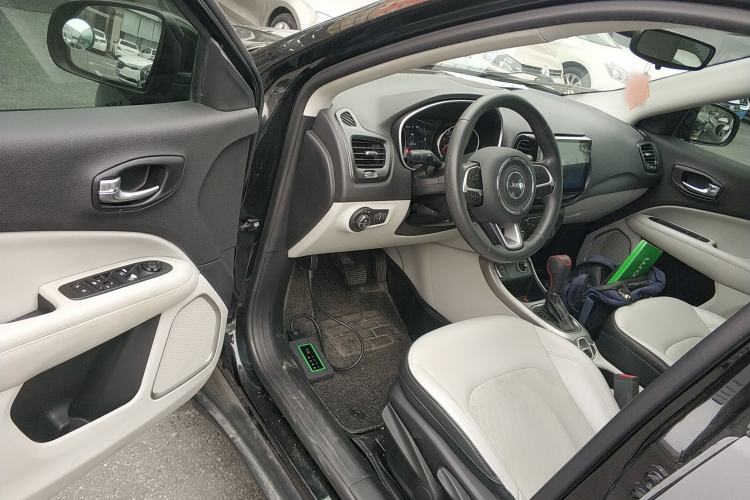 Used Jeep Compass 2017 200T Automatic Comfort Edition