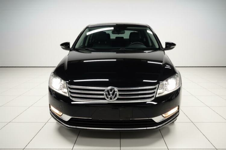 Used Volkswagen Magotan 2015 2.0 TSI Prestige Model Front