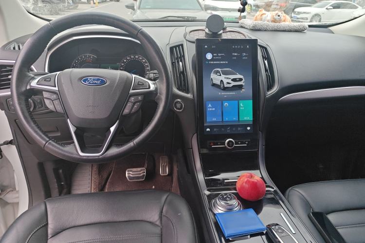 Used Ford Edge 2020 EcoBoost 245 Two-Wheel Drive Titanium 7-Seater
