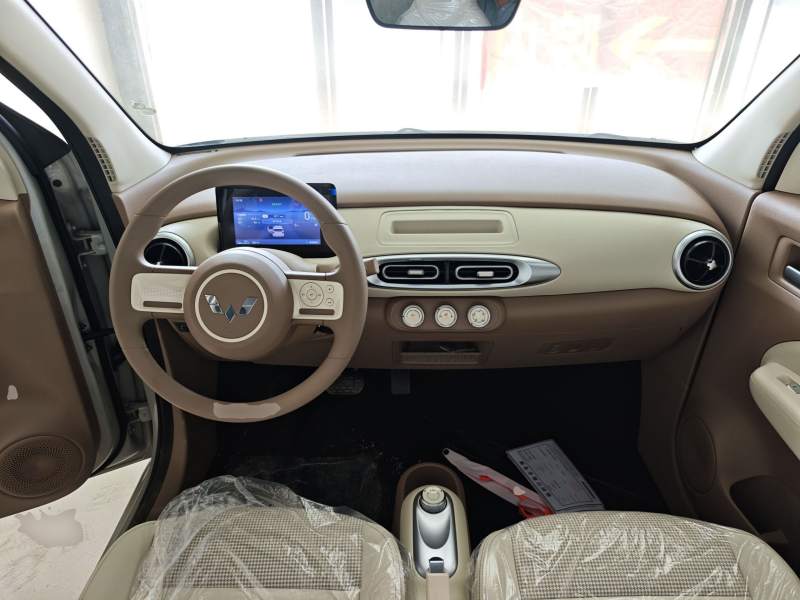 Used Wuling Hongguang MINIEV 2025 Four-Door Version Advanced Edition — 9