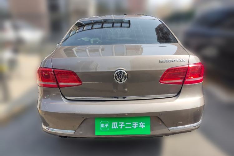 Used Volkswagen Magotan 2013 2.0 TSI Luxury Model