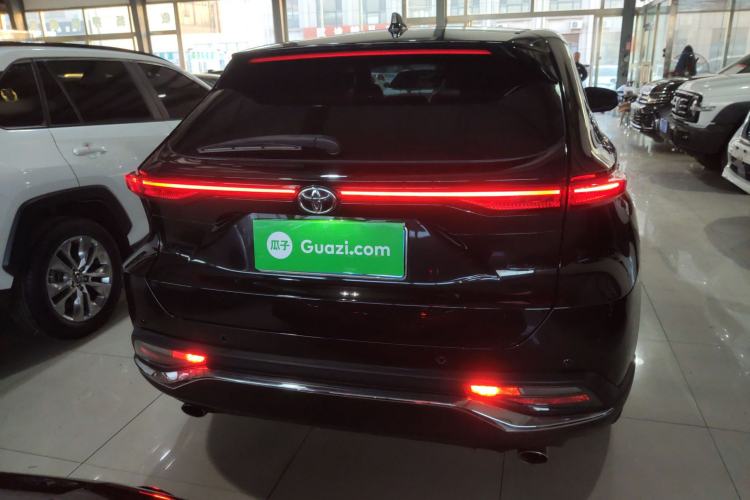 Used Toyota Harrier 2022 2.0L CVT Two-Wheel Drive Deluxe Edition