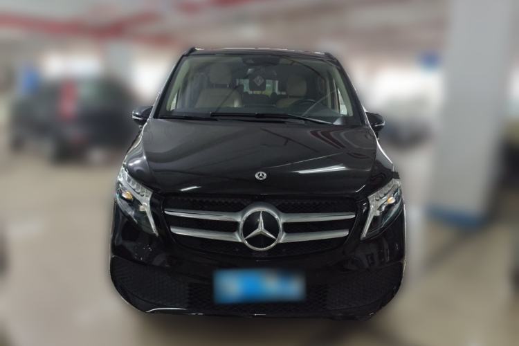 Used Mercedes-Benz V-Class 2021 V 260 Avantgarde Edition Front