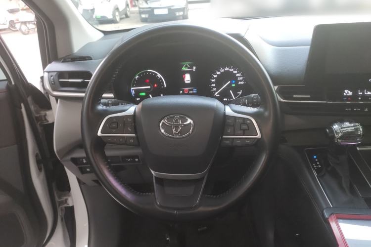 Used Toyota Granvia 2024 2.5L Hybrid Comfort Edition