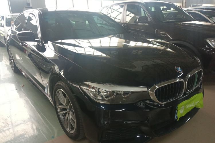 Used BMW 5 Series 2020 525Li M Sport Package Front Right 45 Deg