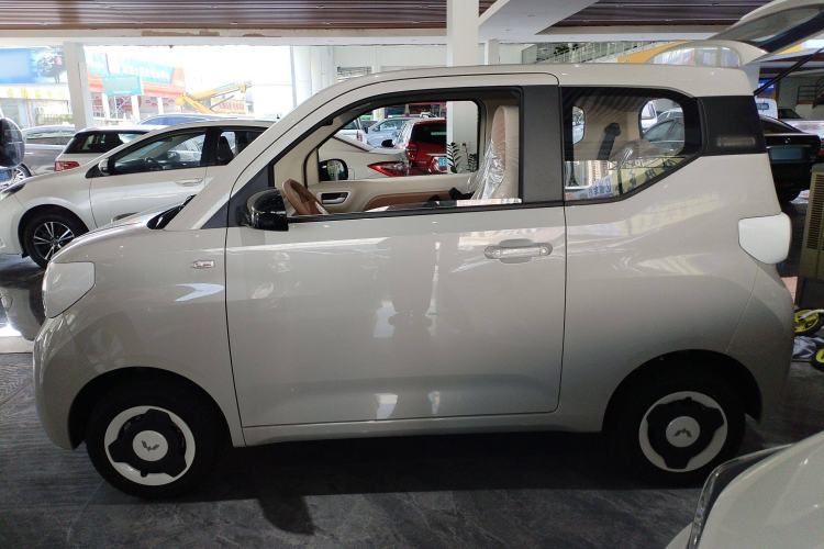 Used Wuling Hongguang MINIEV 2024 3rd Generation 215km Youth Edition