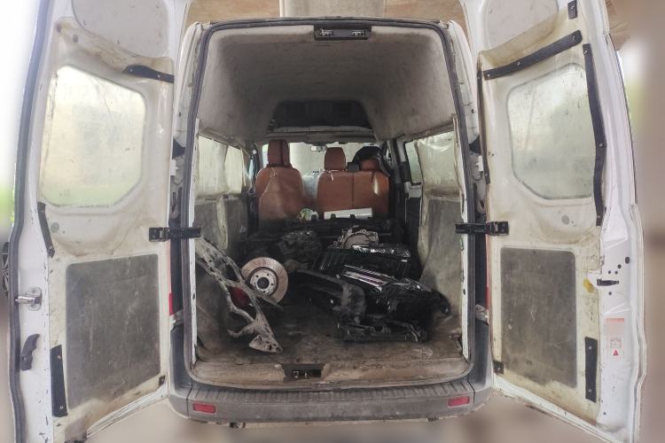 Used Ford Transit 2019 2.0T Diesel Multi-Purpose Commercial Vehicle Mid-Drive Mid-Roof 6-Seater China VI Standard Trunk