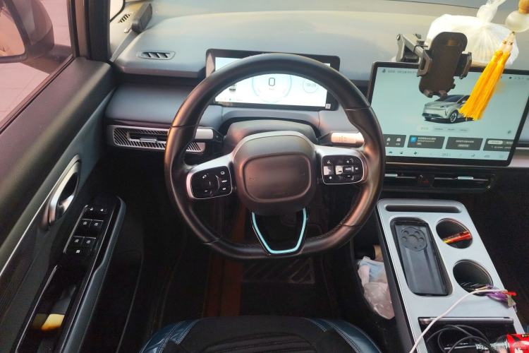 Used AION Y 2023 Plus 510 Enjoy Edition
