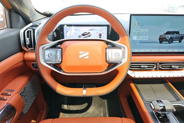 Used Dongfeng Zhengzhou Nissan Z9 2025 GT 2.3T Automatic Diesel 4x4 Smart Edition Steering Wheel