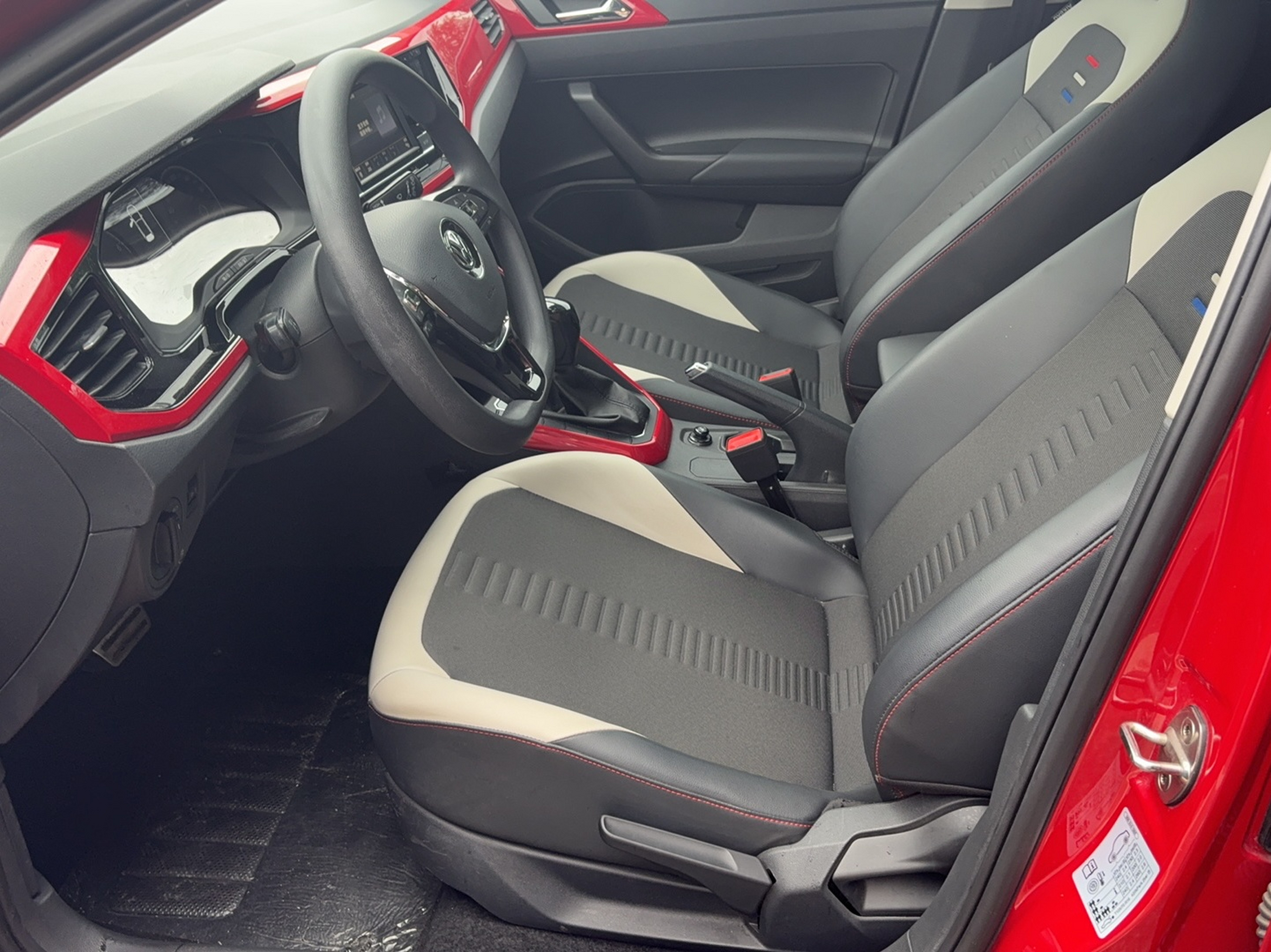 Interior delantero