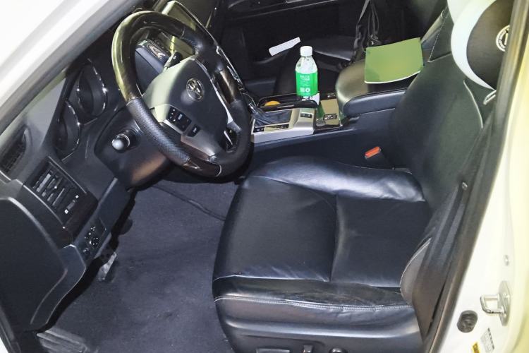 Used Toyota Reiz 2012 2.5V Fengdu Elite Stylish Edition
