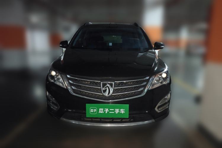 Used Baojun 560 2016 1.8L iAMT Luxury Model Front