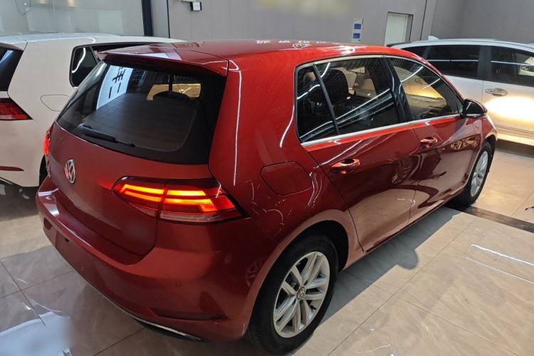 Used Volkswagen Golf 2018 230TSI Automatic Comfort Model
