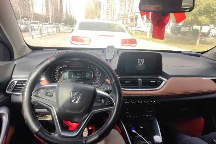 Used Baojun 510 2017 1.5L Manual Luxury Model
