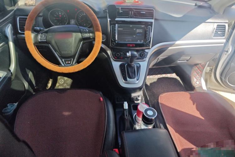 Used Haval H6 2015 Sport Edition 1.5T Automatic Two-Wheel Drive Luxury Model Center Console