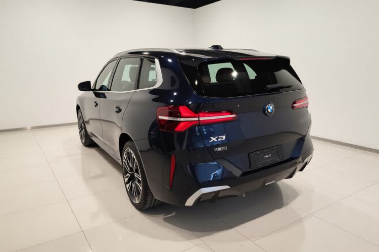 Used BMW X3 2025 xDrive30L Luxury Edition M Sport Package Exterior 2