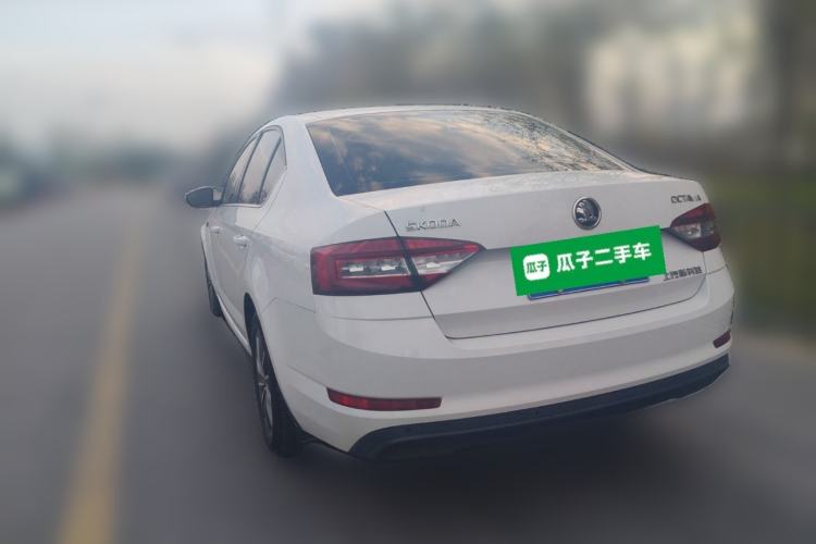 Used Skoda Octavia 2018 1.6L Automatic Comfort Edition Rear Left 45 Deg