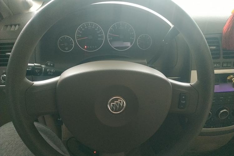 Used Buick GL8 2014 2.4L Classic Edition
