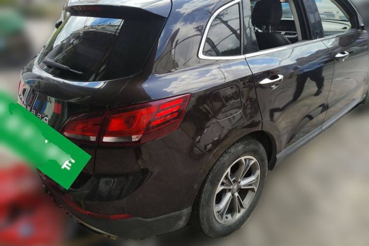 Used BORGWARD BX7 2018 28T Two-Wheel Drive Luxury Version 5 Seats China V Emission Standard