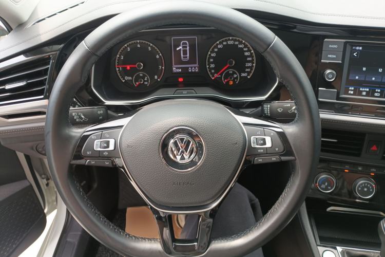 Used Volkswagen Sagitar 2020 280TSI DSG Comfort Version China VI Standard Steering Wheel