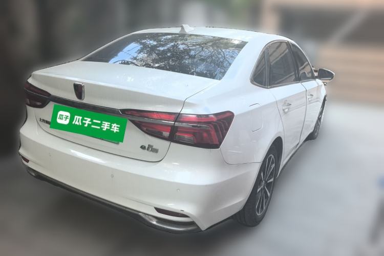 Used Roewe i6 New Energy 2017 45T Hybrid Connective Smart Luxury Edition
