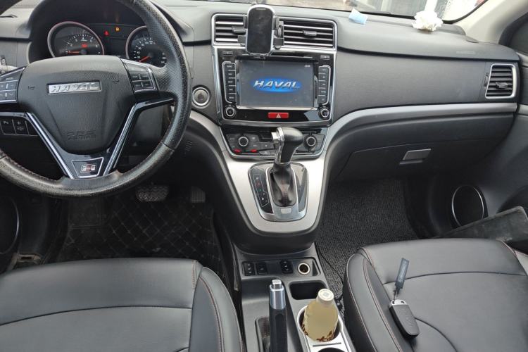 Used Haval H6 2015 Sport Edition 1.5T Automatic Two-Wheel Drive Luxury Model
