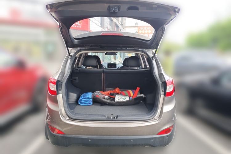 Used Hyundai ix35 2013 2.0L Automatic Two-Wheel Drive Smart GLS China IV Standard