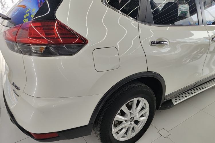 Used Nissan X-Trail 2019 2.0L CVT Smart Connect Comfort Edition 2WD
