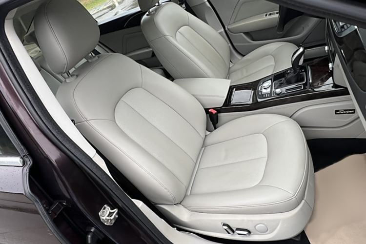 Used Zotye Z700 2016 1.8T DCT Elegant Version
