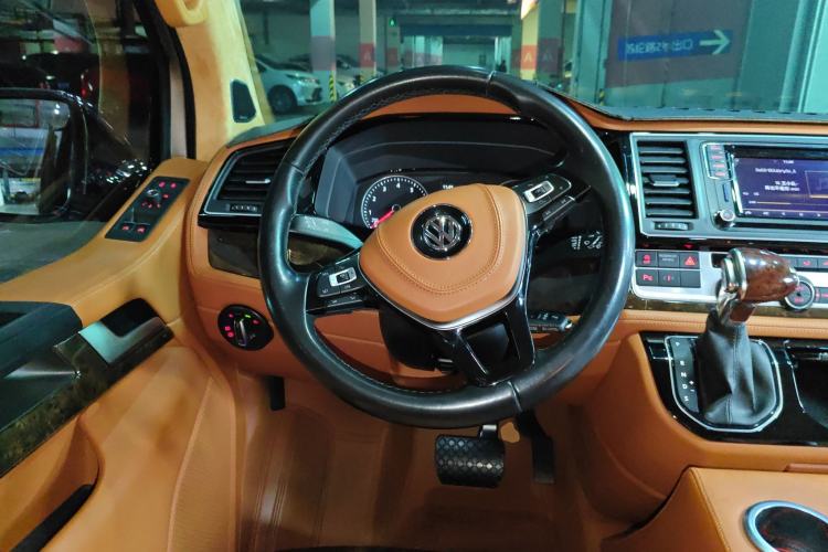 Used Volkswagen Multivan 2019 2.0 TSI 4x4 Prestige Edition 7-Seater
