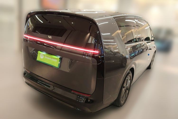 Used Li Auto MEGA 2024 Ultra Model Rear Right 45 Deg