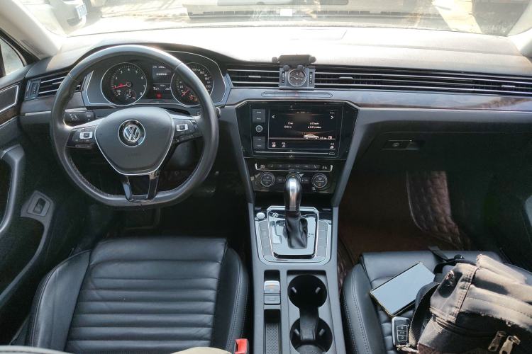 Used Volkswagen Magotan 2019 330TSI DSG Luxury Version China VI Standard