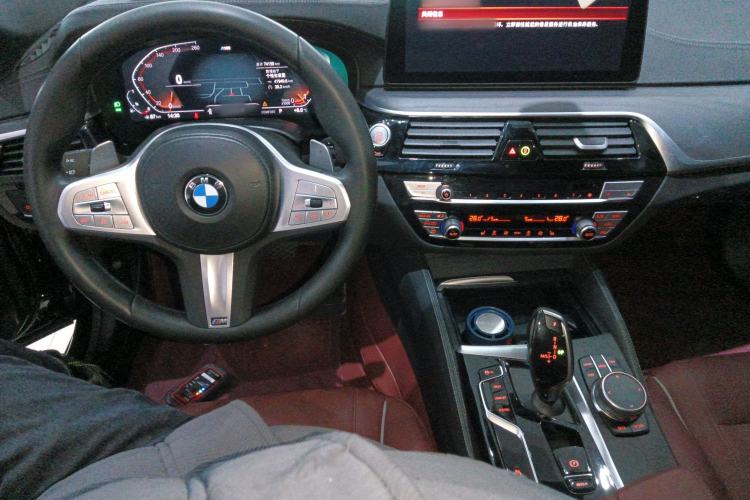 Used BMW 5 Series 2022 Second Facelift 530Li Leading Edition M Sport Package