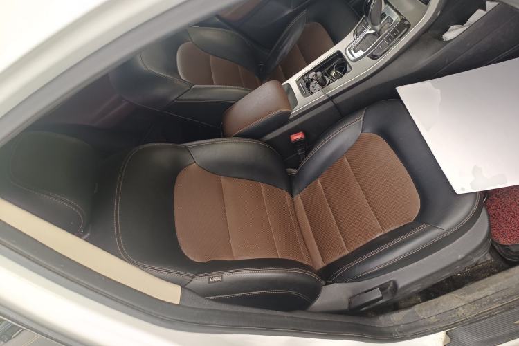 Used Geely Auto Emgrand GL 2017 1.3T DCT Luxury Model Right Front Seat