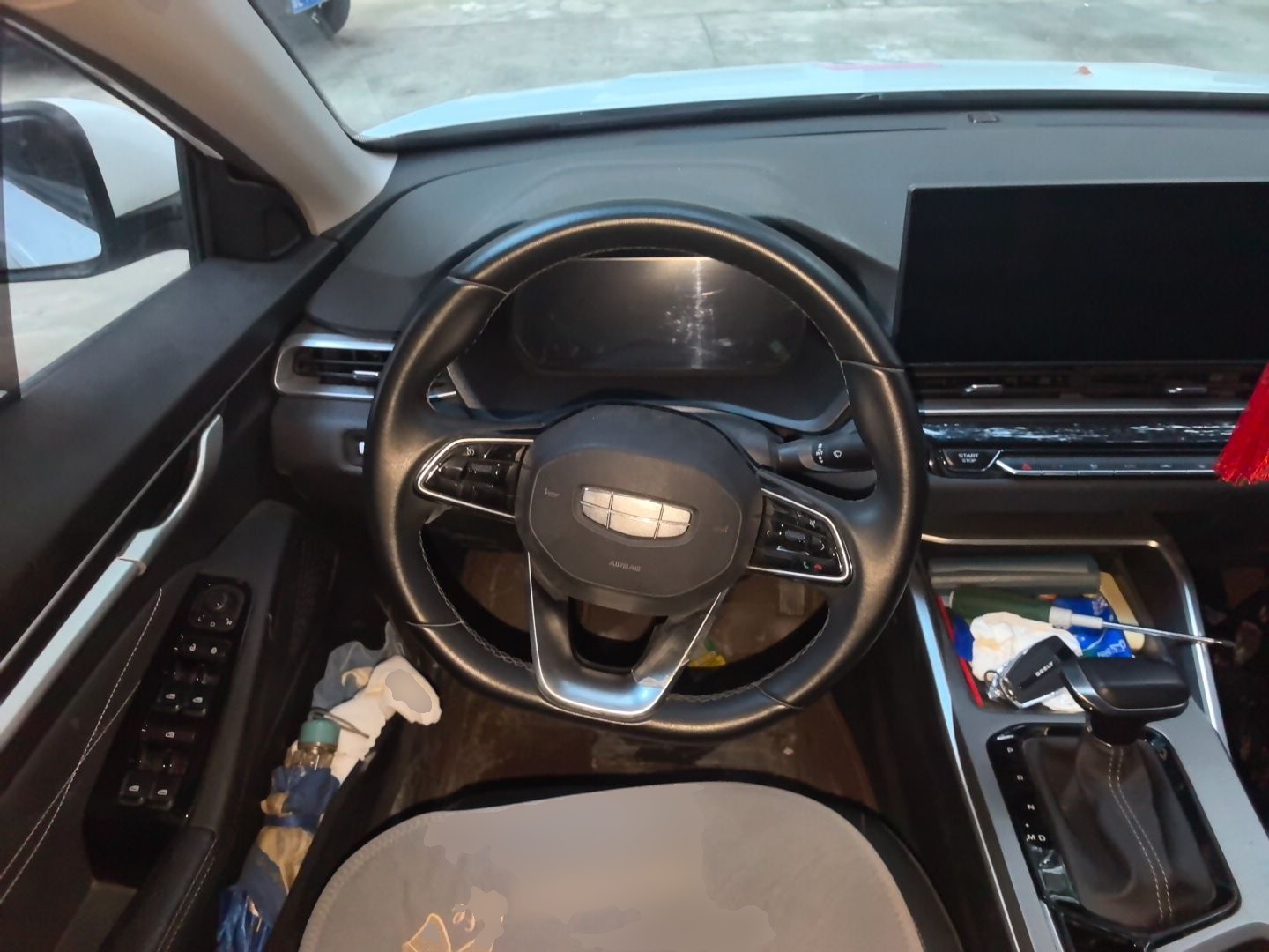 Geely Auto Emgrand 2025 4th Generation 1.5L CVT Longteng Edition — снимка 10