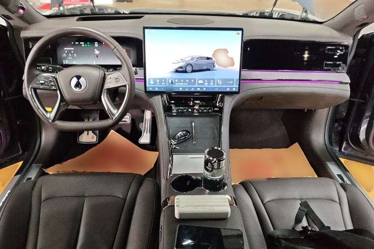 Used Denza Z9 2024 1100 km All-Wheel-Drive Ultra Version