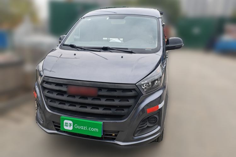 Used Jinbei Gold Hiace 2023 1.5L Passenger Vehicle Engineering Lion 5/6/7 Seater